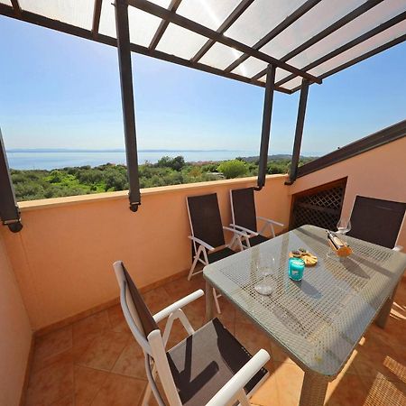 Apartments Villa Marnii Kožino エクステリア 写真