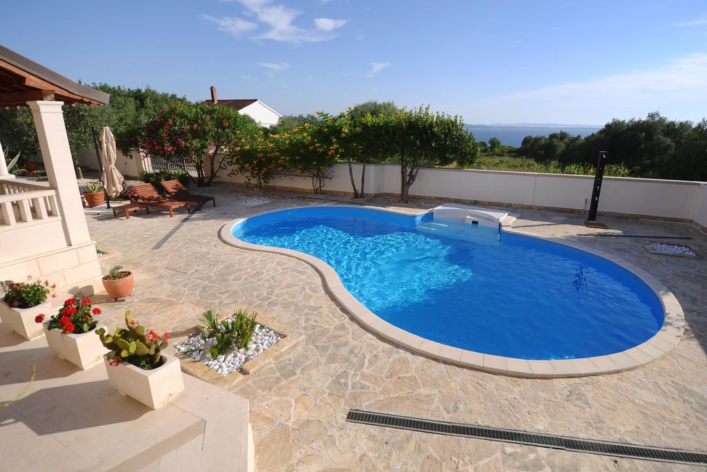 Apartments Villa Marnii Kožino エクステリア 写真
