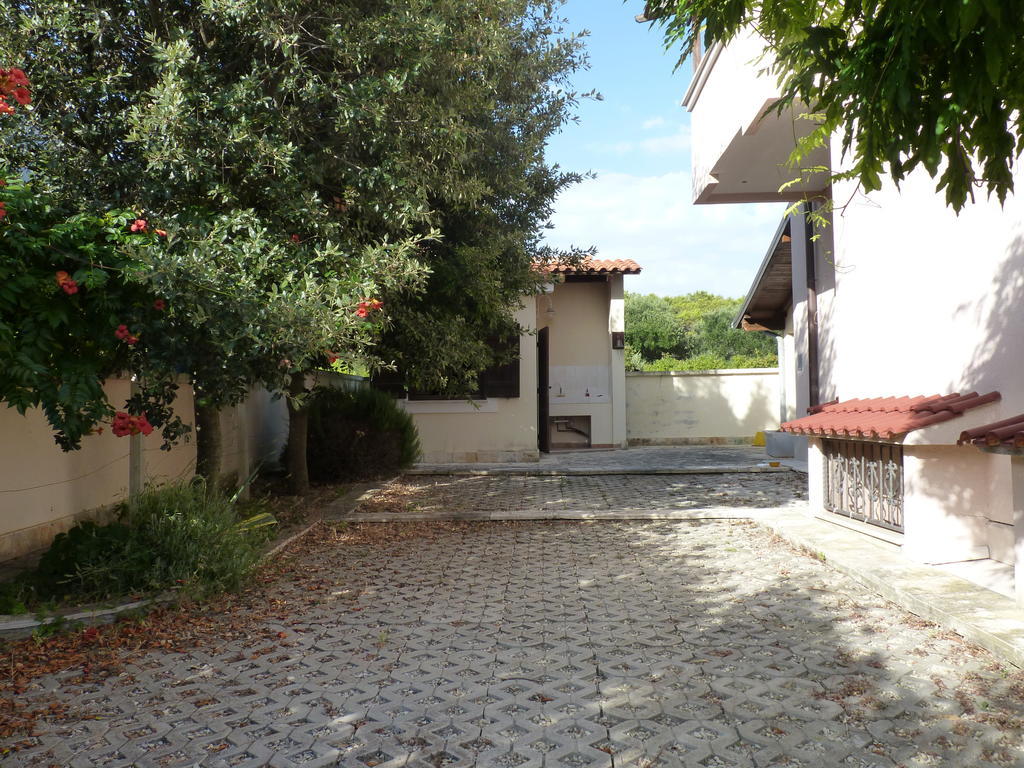 Apartments Villa Marnii Kožino エクステリア 写真