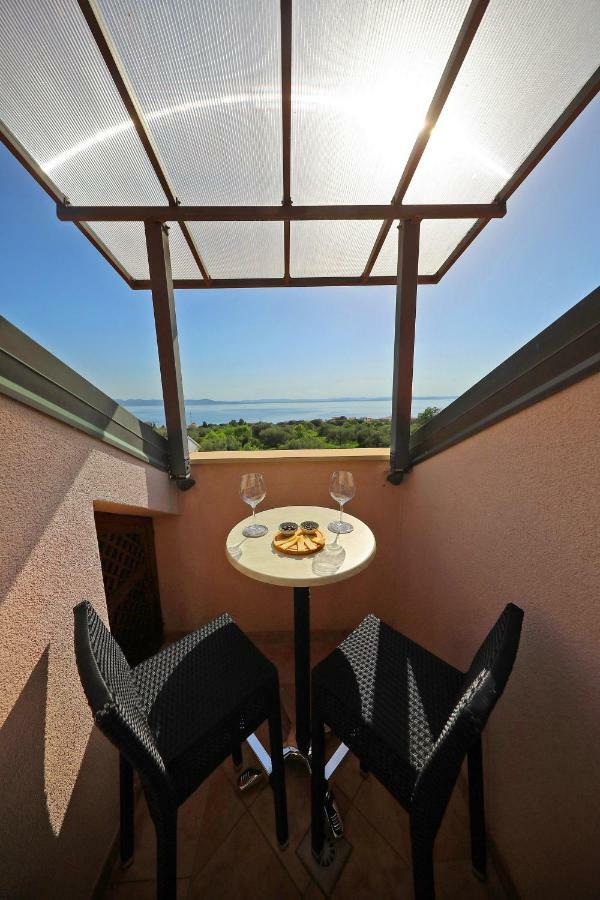 Apartments Villa Marnii Kožino エクステリア 写真