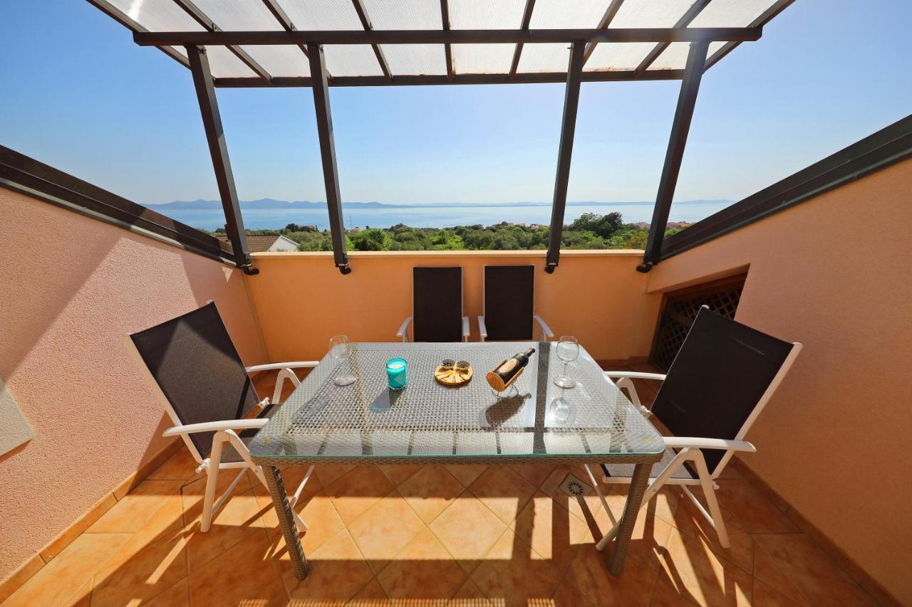 Apartments Villa Marnii Kožino エクステリア 写真
