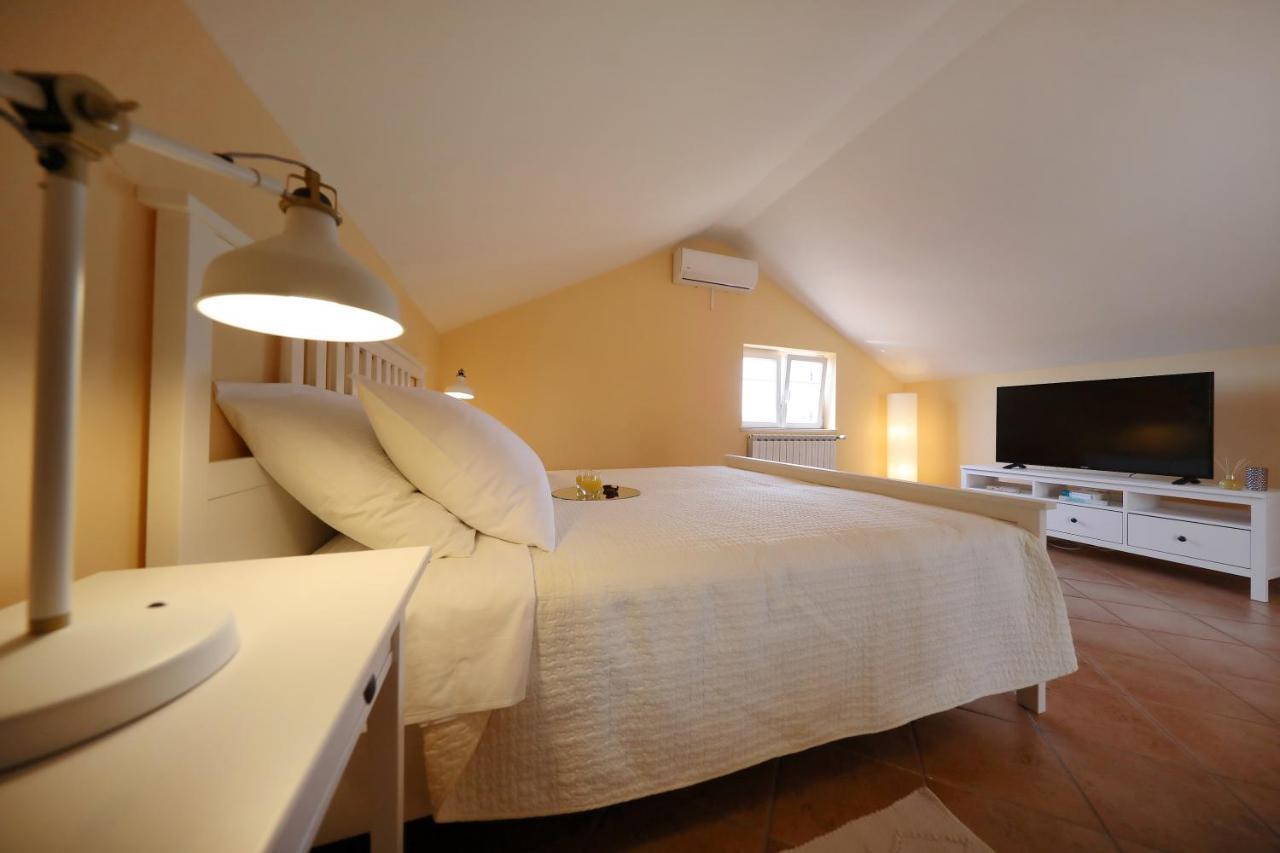 Apartments Villa Marnii Kožino エクステリア 写真